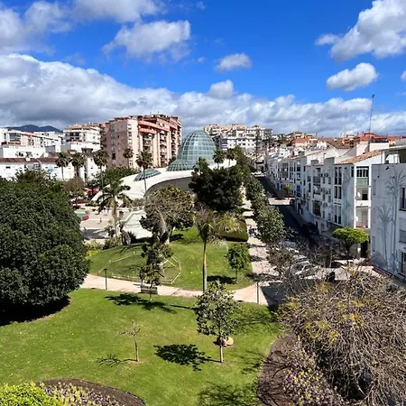Hermoso Piso En El Centro Historico Con Balcon Apartment Estepona